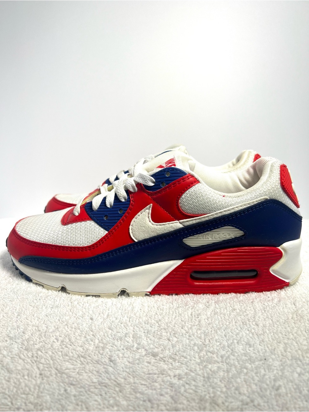 Nike Air Max 90 USA 2020 Mens Size 8 Red White Royal Blue Sneaker CW5456-100 - Picture 2 of 11